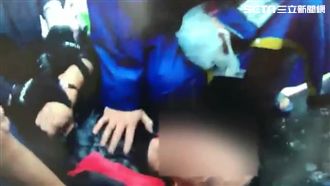 見警心虛拒檢逃逸　通犯自撞電桿遭逮