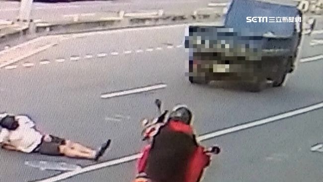 機、貨車擦撞皆辯沒事　原因讓警傻眼