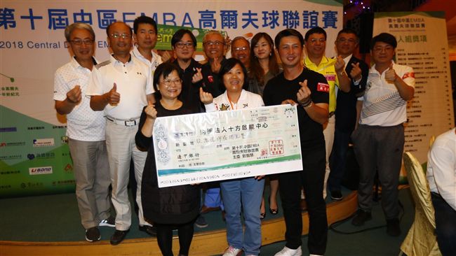 高志綱開球桿　用抽籤決定做公益