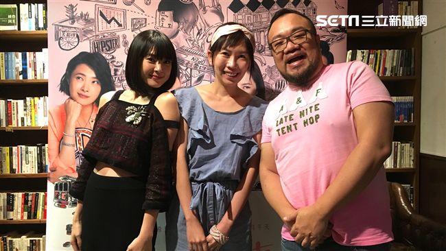 導演帶女星看戲聊愛情　難受遠距離愛