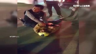 酒駕自撞滿臉血　男竟發酒瘋狂踢員警