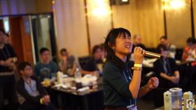 日女灌13杯酒高唱「想見你」　網友聽10遍哭慘（圖／翻攝自歌が上手い人にグッとくる会 YouTube）