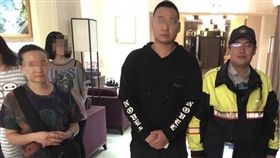 台中,一中商圈,大陸籍,夫妻,皮包,計程車（圖／翻攝畫面）