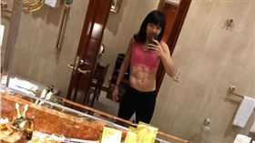 ▲戴資穎露出腹肌。（圖／取自戴資穎IG）