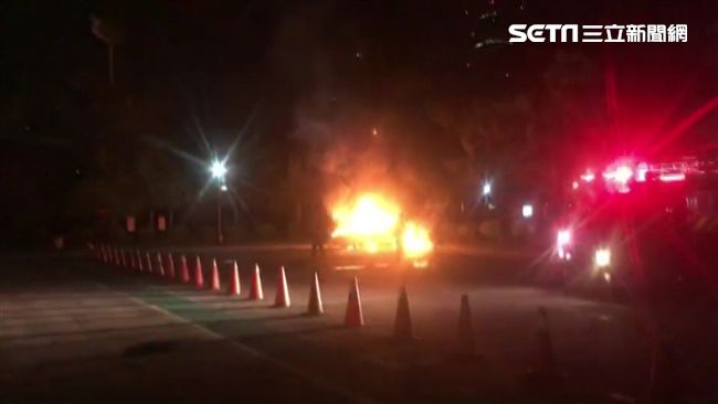 國父紀念館火燒車　驚見焦屍