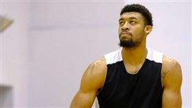 ▲富邦找來有NBA資歷的米歇爾（Tony Mitchell）救急。（圖／翻攝自富邦勇士籃球隊臉書）