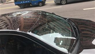 「天降磚頭」嚇死人　網驚：快買樂透