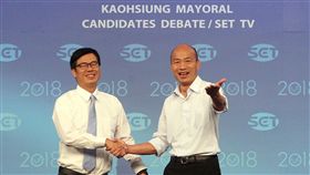 2018高雄市市長候選人電視辯論會，陳其邁、韓國瑜雙雄對決。（記者邱榮吉/攝影）