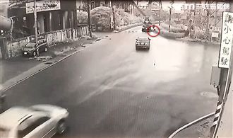 騎士遭輾斃畫面曝光　竟是撞花圃自摔