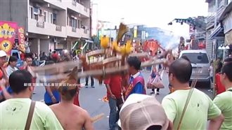 神轎猛晃！噴飛太子爺因「祂」森77