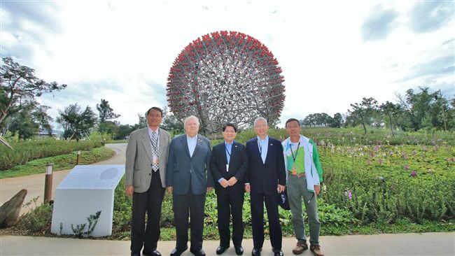 尼加拉瓜外交部長訪花博　讚四口之家