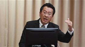 顧立雄：以房養老蠻值得　考慮去辦根據金管會統計，截至9月底止，銀行承作以房養老件數2883件、核貸金額新台幣158.5億元，需求似乎有限，金管會主委顧立雄31日在立法院表態，未來考慮申請以房養老。中央社記者孫仲達攝　107年10月31日