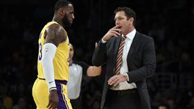 詹皇爆不甩教練　總裁魔術強森說話了
NBA,洛杉磯湖人,LeBron James,Luke Walton,Magic Johnson
翻攝自推特