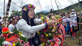 年底原民返鄉列車  首梯次29日開放網路訂票民進黨籍立委陳瑩29日表示，今年底的原住民返鄉列車提前開始，總共有3梯次，第一梯次乘車時間為12月14日至17日，29日起至12月3日受理網路訂票。（檔案照片）中央社記者盧太城台東攝　107年11月29日