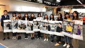 城市科大航空實務課  學生化身空服員