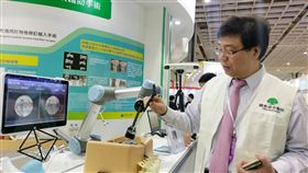 醫療科技展登場　國泰醫院展7大特色醫療2018台灣醫療科技展29日起在台北登場，國泰醫院展區呈現運用3D列印技術協助頸椎椎莖骨釘植入手術、機械手臂輔助部分腎臟切除手術等7項特色醫療。（國泰醫院提供）中央社記者陳偉婷傳真　107年11月29日