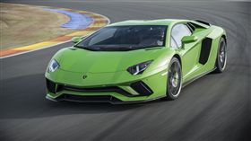 Lamborghini Aventador(圖/翻攝網路)
