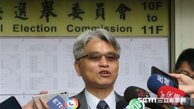 陳英鈐請辭假的？他曝：為30萬年終