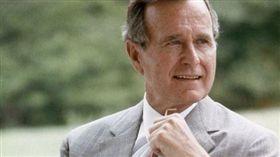 老布希過世（圖／翻攝自推特）