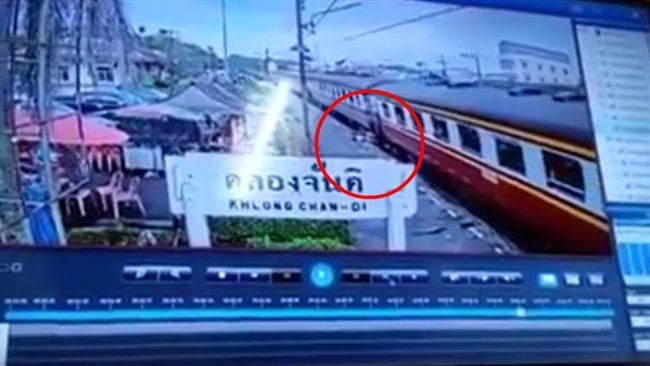 母奮力把女推離鐵軌　自己遭火車輾拖