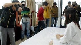 日本,AV女優,台灣,男優,中指通（圖／翻攝自中指通臉書）