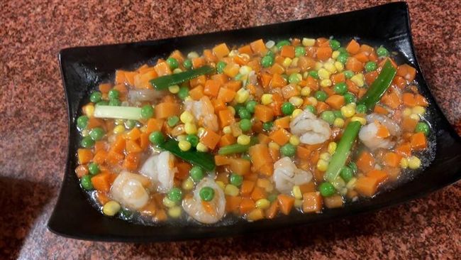 吃飯點三色蝦仁　送來…網驚：災難啊