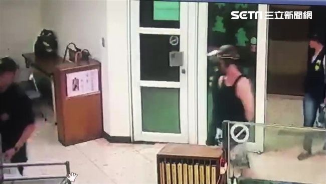 台南驚悚殺鄰案　牛排刀割頸動脈放血