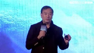 當年見2中風老人對談　讓嚴凱泰哭了