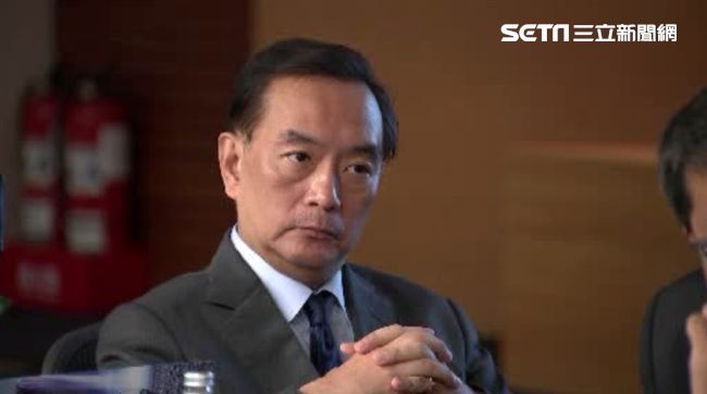 嚴凱泰被她挖心！曝童年陰影：不愉快