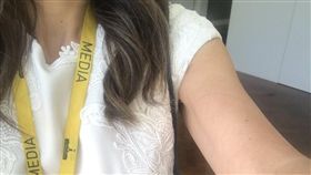 澳洲,國會,女記者,無袖,手臂(圖/翻攝自推特)