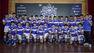 車子拋錨　千萬別找橄欖球隊幫忙推車