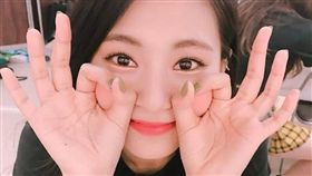 周子瑜昨竟因身體因素缺席簽名會。（圖／翻攝自TWICE官方網站）