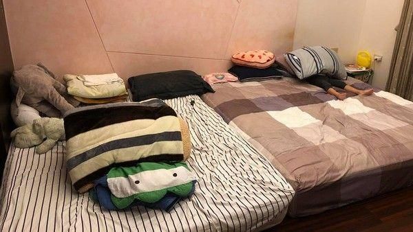 與兒子玩躲貓貓　一進房間媽媽秒笑噴