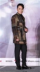 「情歌王子」張信哲回鄉舉辦《未來式》巡演攻蛋記者會，演藝圈大咖力挺支持讓張信哲又驚又喜。（記者林士傑/攝影）