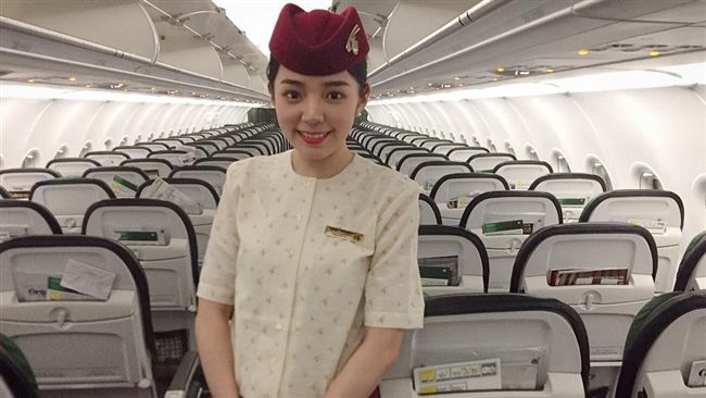 網紅空姐被爆料　為業配消費同事嘴臭
