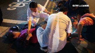 婦騎車擦撞倒地　熱血醫護衝出協助
