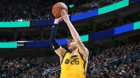 柯佛主場首秀獻神射　助爵士締造隊史