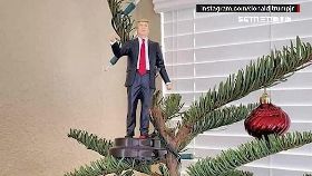 耶誕送川普1600