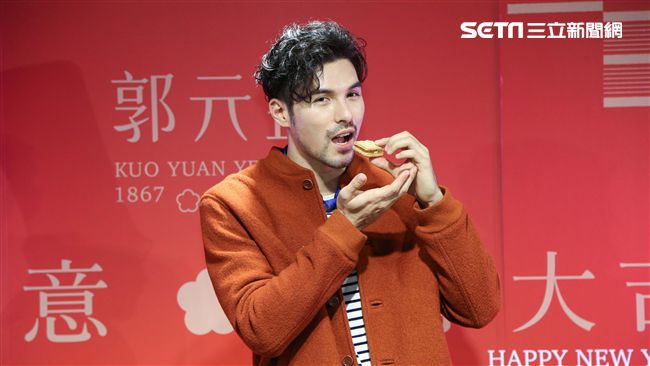 春節伴手禮拚顏值！這派鳳小岳也搶吃
