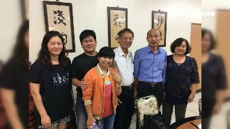 曾1碗1元力挺…韓國瑜夫妻現身餐廳