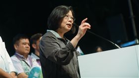 蔡英文,范綱皓 圖/翻攝自臉書