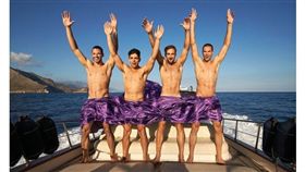 英國華威大學划船隊月曆(圖/翻攝網路)