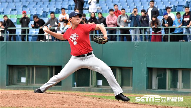 2年沒牛棚　王建民飆速147公里