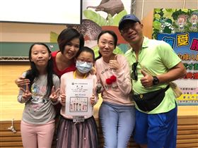 ▲楊月娥女兒隔壁病房的孩子。（圖／怡佳娛樂提供）