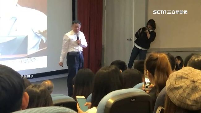 網拱柯P搭館長！攻2020總統大位