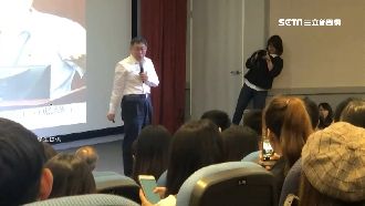 網拱柯P搭館長！攻2020總統大位