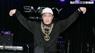 康康也「撕裂傷」！一句話酸爆鈕承澤