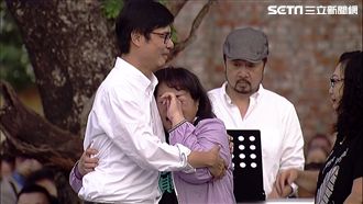 陳其邁愛的抱抱　「抱樹大姊」又哭了