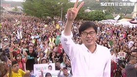 民進黨高雄市長候選人陳其邁為了感謝長期支持他的「邁粉」，今（8）日下午舉行「感謝有你」咖啡見面會，吸引超過萬人到場響應。