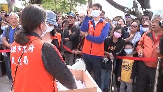 瘋搶韓國瑜就職攤位　抽中機率極低